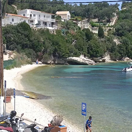 Seafront Longos (Paxos)