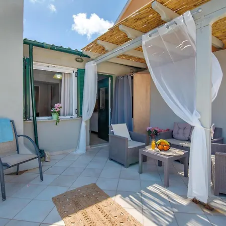 Seafront Holiday home